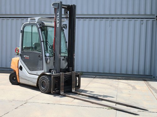 Still RX 70-30 T, VYSOKOZDVIŽNÝ VOZÍK, LPG, 14.403 MTH, VÝŠKA ZDVIU 4.170 mm, ELEKTRICKY POSUVNÉ VIDLE DO STRAN