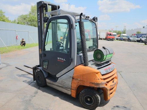 Still RX 70-30 T, VYSOKOZDVIŽNÝ VOZÍK, LPG, 14.403 MTH, VÝŠKA ZDVIU 4.170 mm, ELEKTRICKY POSUVNÉ VIDLE DO STRAN
