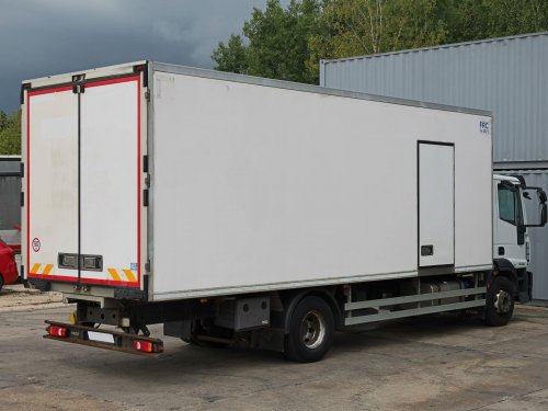 Iveco EUROCARGO 160E28, EURO 6, AGREGÁT CARRIER SUPRA 850 (-20°C), 380 V, TISKÁRNA, NÁSTAVBA LAMBERET, VELMI DOBRÝ STAV