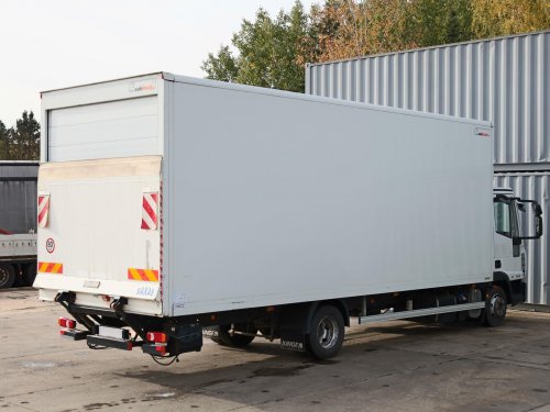 Iveco EUROCARGO 80E18, EURO 5, 18 PALET, HYDRAULICKÉ ČELO DHOLLANDIA (1000 KG), VELMI DOBRÝ STAV