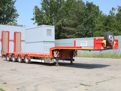 Kässbohrer LOWBED, 58 TUN, HYDRAULICKÉ NÁJEZDY, DVĚ NATÁČECÍ NÁPRAVY