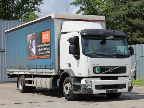 Volvo FE S 320, EURO 5, 18 TUN, SPODNÍ ZÁVĚS, TŘÍSTRANNÁ SHRNOVACÍ PLACHTA