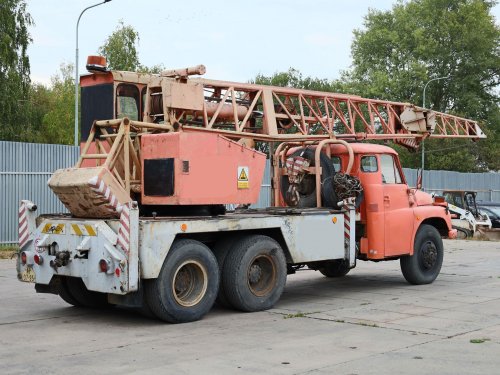 Tatra 148, 6x6, PLATNÁ REVIZE, PLATNÁ STK, NOSNOST RAMENE NA KRÁTKO 7 TUN A NÁSTAVEC 2,5 TUNY, VŠE PLNĚ FUNKČNÍ