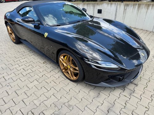 Ostatní FERRARI ROMA SPIDER SOFORT