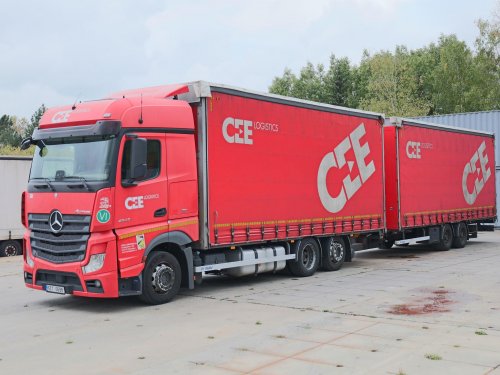 Mercedes-Benz Actros 2545+ PŘÍVĚS PANAV, TANDEMOVÁ PRŮJEZDNÁ SOUPRAVA, 38 PALET, DVOUÚROVŇOVÝ PŘÍZDVIH STŘECHY