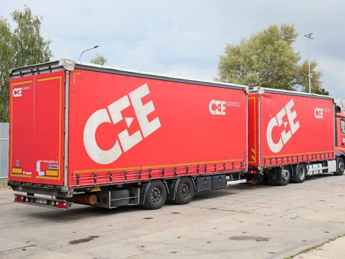 Mercedes-Benz Actros 2545+ PŘÍVĚS PANAV, TANDEMOVÁ PRŮJEZDNÁ SOUPRAVA, 38 PALET, DVOUÚROVŇOVÝ PŘÍZDVIH STŘECHY