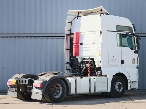 MAN TGX 18.500, STANDARD, EURO 6, XXL KABINA, RETARDÉR, ADR, NOVÁ STK, VELMI DOBRÝ STAV