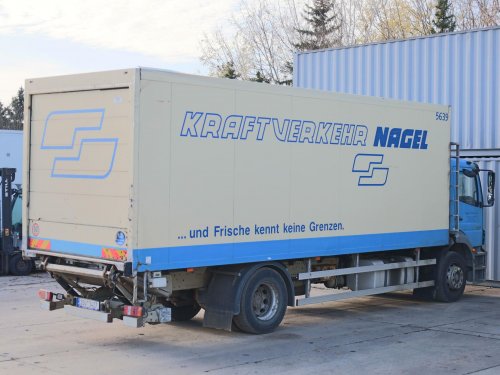 Mercedes-Benz AXOR 1823 L, 18 TUN, 18 PALET, THERMO KING MD-300, SKLÁDACÍ HYDRAULICKÉ ČELO