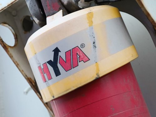 Reisch RHKS-3-AG09, 50 CBM, HLINÍKOVÝ, KRYCÍ PLACHTA, NÁPRAVY SAF 8 TUN, ZVEDACÍ NÁPRAVA, KOTOUČOVÉ BRZDY, ALU KOLA