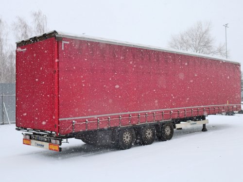 Krone SD, LOW DECK, TŘÍSTRANNÁ SHRNOVACÍ PLACHTA, ZVEDACÍ NÁPRAVA