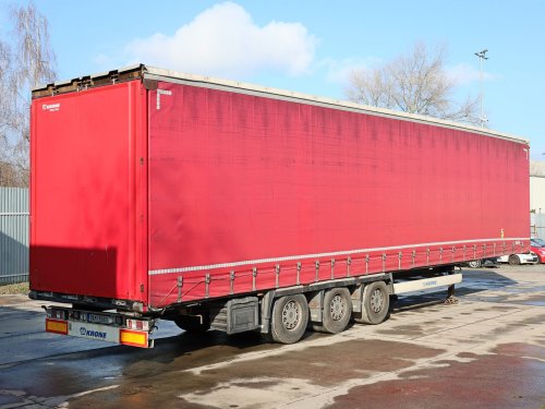 Krone SD, LOW DECK, TŘÍSTRANNÁ SHRNOVACÍ PLACHTA, ZVEDACÍ NÁPRAVA