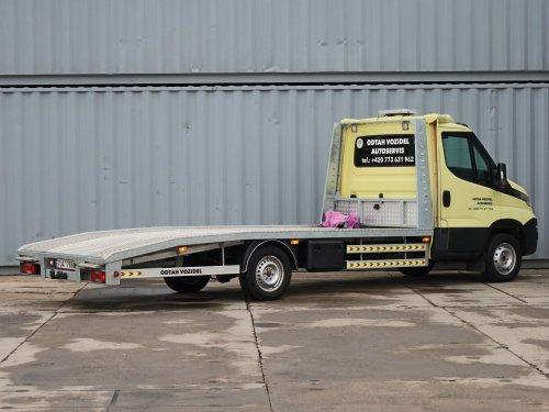 Iveco DAILY 35S12, EURO 6, 3 MÍSTA, NOVÁ HLINÍKOVÁ NÁSTAVBA, NOVÝ NAVIJÁK NA DÁLKOVÉ OVLÁDÁNÍ