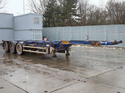 Wielton NS 34, NÁVĚS NOSIČ KONTEJNERŮ (VÝMĚNNÝCH NÁSTAVEB), ROZTAHOVACÍ NA VŠECHNY TYPY KONTEJNERŮ