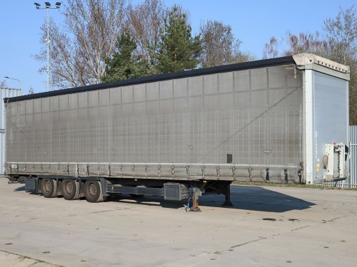 Schmitz SCS 24/L, 33 PALET, ZVEDACÍ NÁPRAVA, TŘÍSTRANNÁ SCHRNOVACÍ PLACHTA, LOW DECK