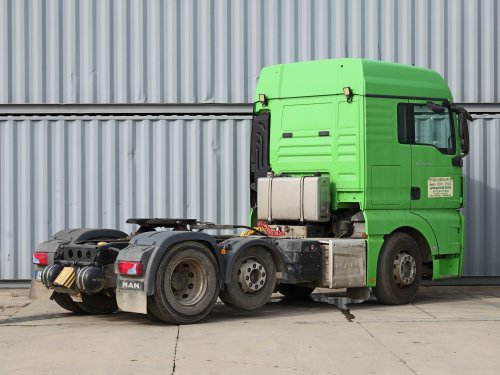 MAN TGX 24.500, 6X2, EURO 6, 24 TUN, STANDARD, ZVEDACÍ NÁPRAVA, HYDRAULIKA PRO SKLÁPĚNÍ, INTARDÉR