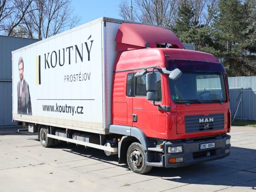 MAN TGL 12.240, 12 TUN, 19 PALET, NAVÍC ČTYŘI ZADNÍ A JEDNO PŘEDNÍ PNEU