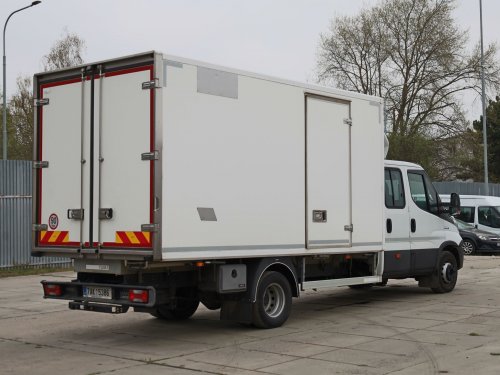 Iveco DAILY 70C18, EURO 6, MOTOCLIMA, TAŽNÉ ZAŘÍZENÍ, ZÁSUVKA 380 VOLTŮ