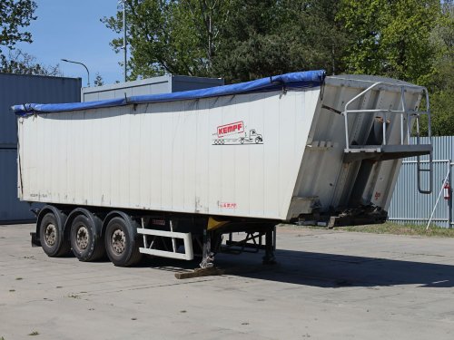 Kempf KOLEBA, 50 CBM, ZVEDACÍ NÁPRAVA, HLINÍK, MB NÁPRAVY, KRYCÍ PLACHTA