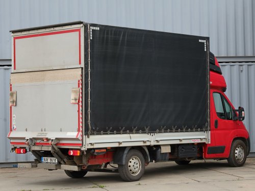 Fiat Ducato 250, VALNÍK S HYDRAULICKÝM ČELEM, 8 PALET, SHRNOVACÍ PLACHTA, SPACÍ NÁSTAVBA