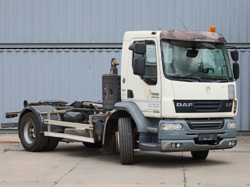 DAF FA LF55, HÁKOVÝ NOSIČ KONTEJNERŮ, EURO 5, NÁSTAVBA CHARVÁT CTS NA 12 T, 6 VÁLCŮ, ZÁVĚS ČEP 40 MM