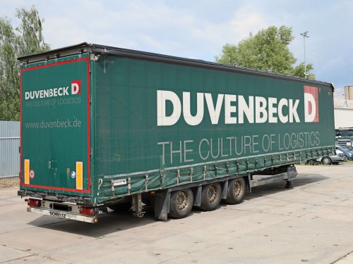 Schmitz CARGOBULL, LOW DECK, TŘÍSTRANNÁ SHRNOVACÍ PLACHTA, DVĚ PŘÍDAVNÉ NOHY JOST, NÁPRAVY SCHMITZ