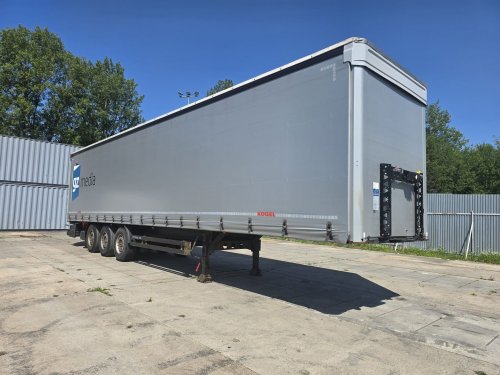Kögel SN 24, STANDARD, 36 TUN, 34 PALET, TŘÍSTRANNÁ SHRNOVACÍ PLACHTA, PŘEDNÍ ZVEDACÍ NÁPRAVA, VELMI DOBRÝ STAV