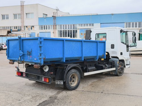 Iveco EUROCARGO ML100E18, NATAHOVACÍ SÍLA HÁKU 8000 KG, 4 VÁLCE, VÝŠKA HÁKU 1 METR, TYP NÁSTAVBY CHARVÁT CTS