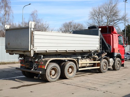 DAF CF 85.460, 32 TUN, 8x4, LANOVÝ NOSIČ KONTEJNERŮ, TŘÍSTRANNÉ SKLÁPĚNÍ, HYDRAULICKÁ RUKA HIAB (16 m)