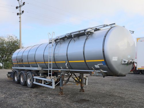 Kässbohrer STB - 02, ADR STANDARD, ADR - FL, AT, 32 CBM, JEDNA KOMORA, SPODNÍ VÝPUST, VRCHNÍ PLNĚNÍ, ZVEDACÍ NÁPRAVA