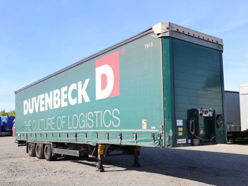 Schmitz , ZVEDACÍ NÁPRAVA, VÝBĚR Z 20 KS, LOW DECK, TŘÍSTRANNÁ SHRNOVACÍ PLACHTA