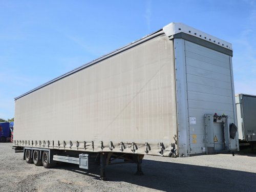 Schmitz , ZVEDACÍ NÁPRAVA, VÝBĚR Z 20 KS, LOW DECK, PŘÍZDVIH STŘECHY, TŘÍSTRANNÁ SHRNOVACÍ PLACHTA