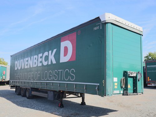 Schmitz , LOW DECK, ZVEDACÍ NÁPRAVA, VÝBĚR Z 20 KUSŮ, TŘÍSTRANNÁ SHRNOVACÍ PLACHTA