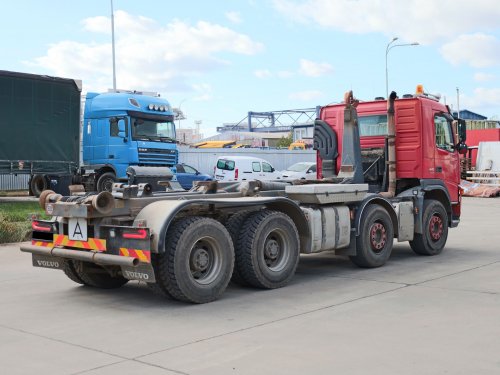 Volvo FM 440, 8x4, 32 TUN, MEILLER KIPPER, TELESKOPICKÝ LÁMACÍ HÁK, SÍLA HÁKU 20 TUN, PRAVIDELNÝ SERVIS