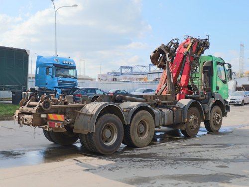 Renault KERAX 420 DCI, 8X4, HÁKOVÝ NOSIČ KONTEJNERŮ, HYDRAULICKÁ RUKA EPSILON (9,6 M, 3,48 T), DRAPÁK, TELESKOPICKÝ HÁK